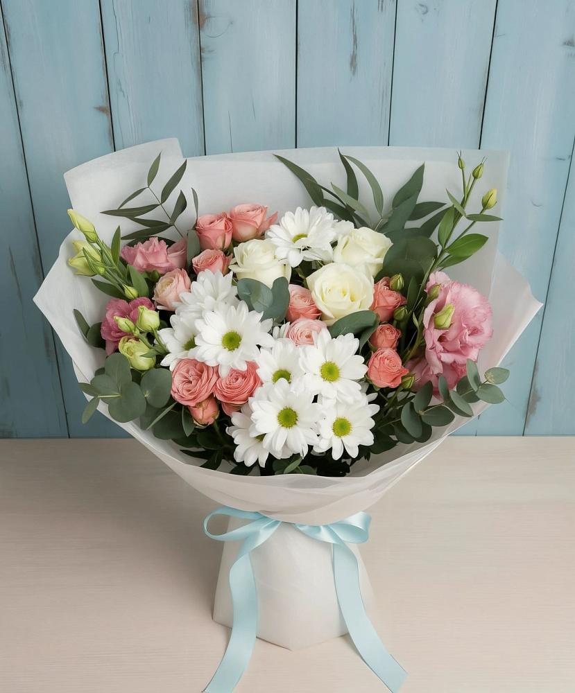 Букет цветов из: Розы, Лизиантусы и Хризантемы в Сива