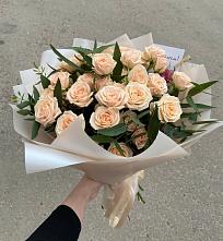 Букет Кремовые розы Латте в Сива