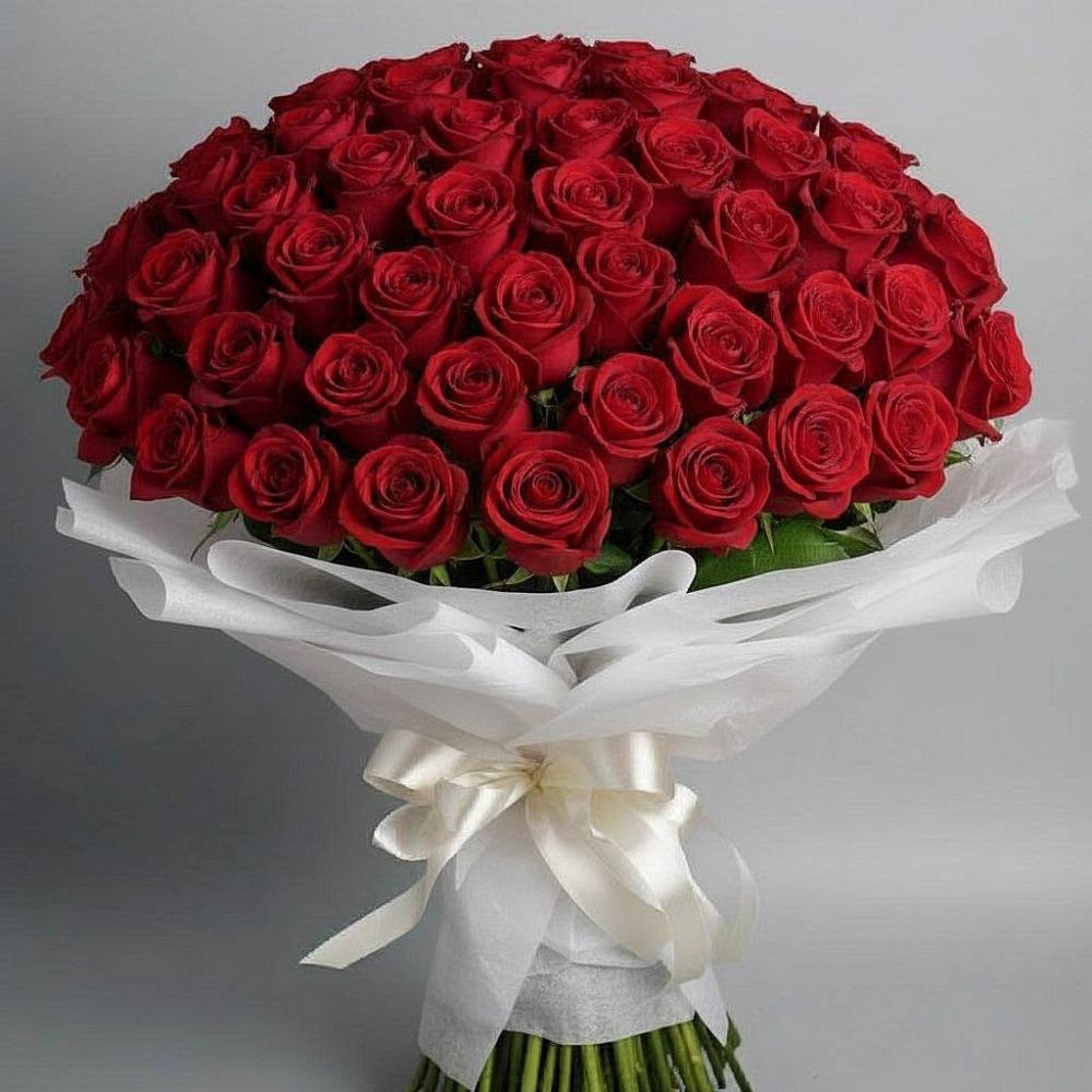 Букет 101 Красная роза Блэк Мэджик в Сива