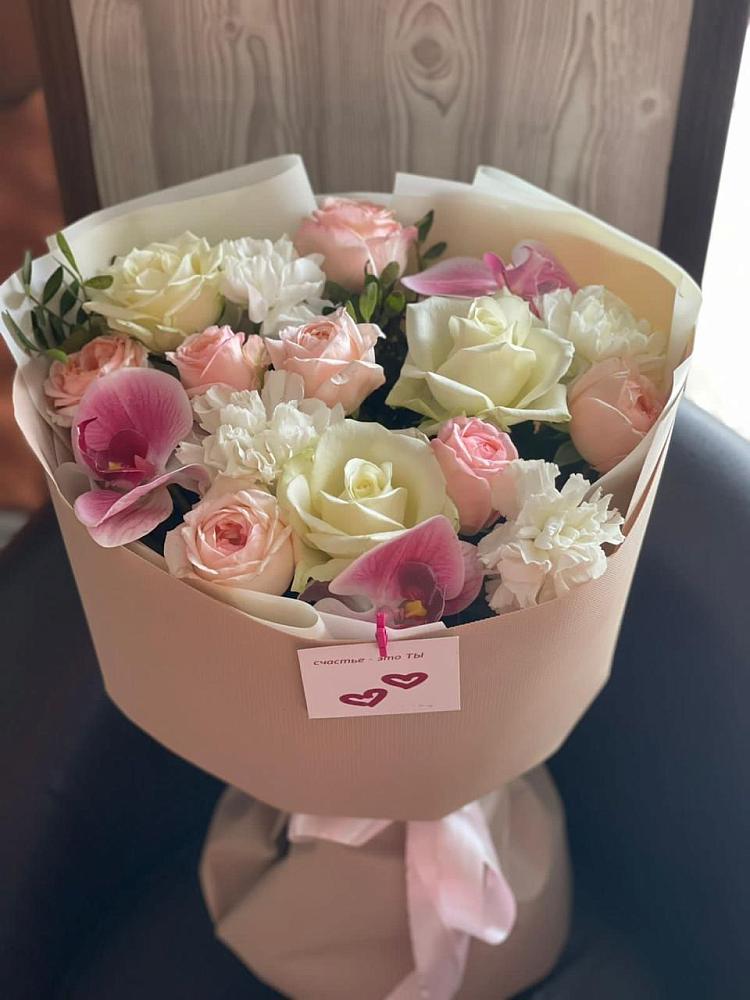 Букет цветов из: Орхидеи, Розы и Гвоздики в Сива