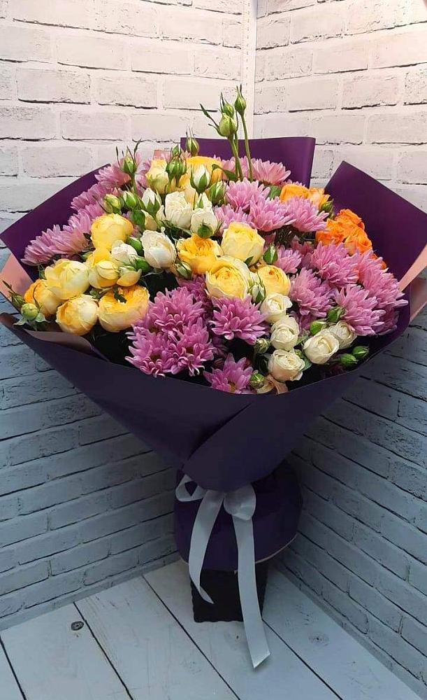 Букет цветов из: Хризантемы и Розы в Сива