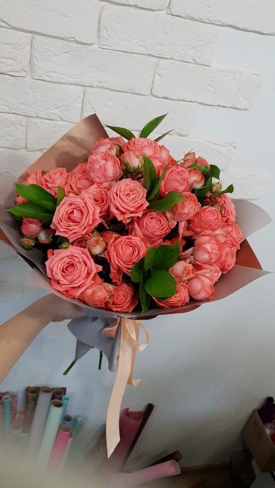 Букет цветов из: Розы в Сива