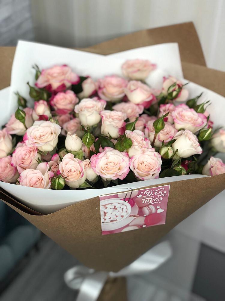 Букет цветов из: Розы в Сива