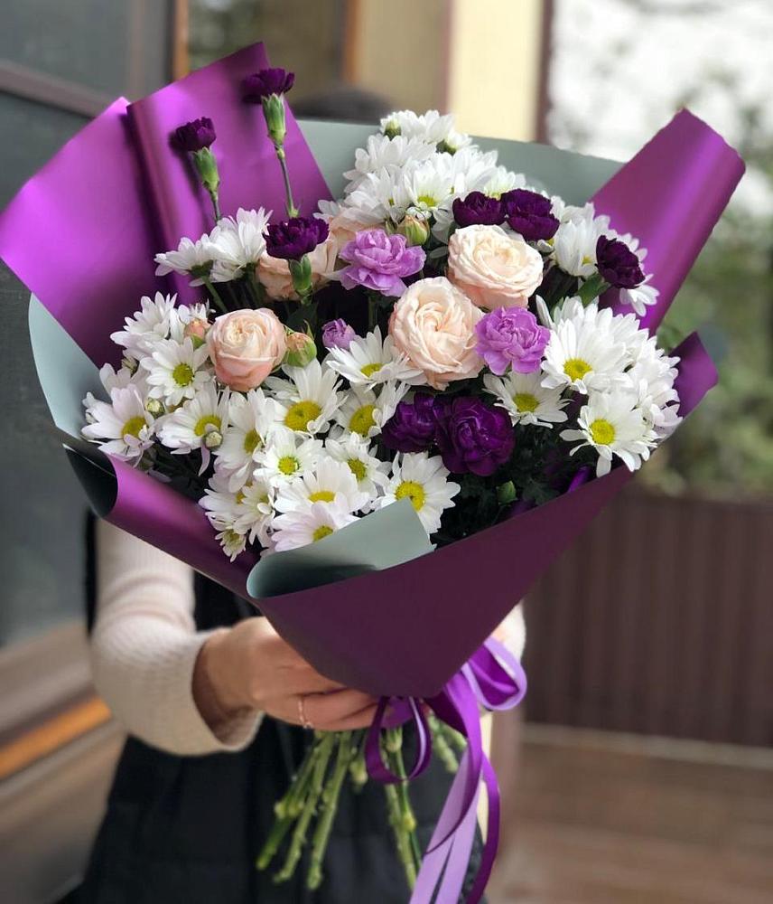 Букет цветов из: Хризантемы, Гвоздики и Розы в Сива