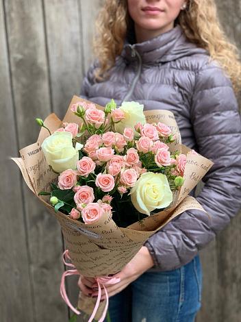 Букет цветов из: Розы в Сива