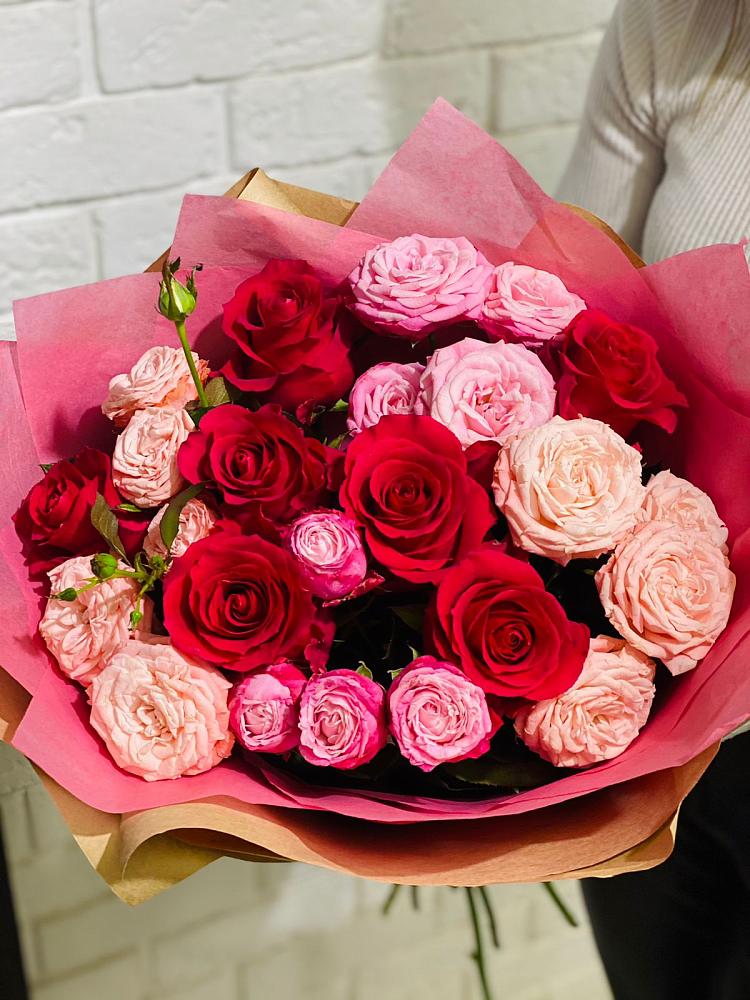 Букет цветов из: Розы в Сива