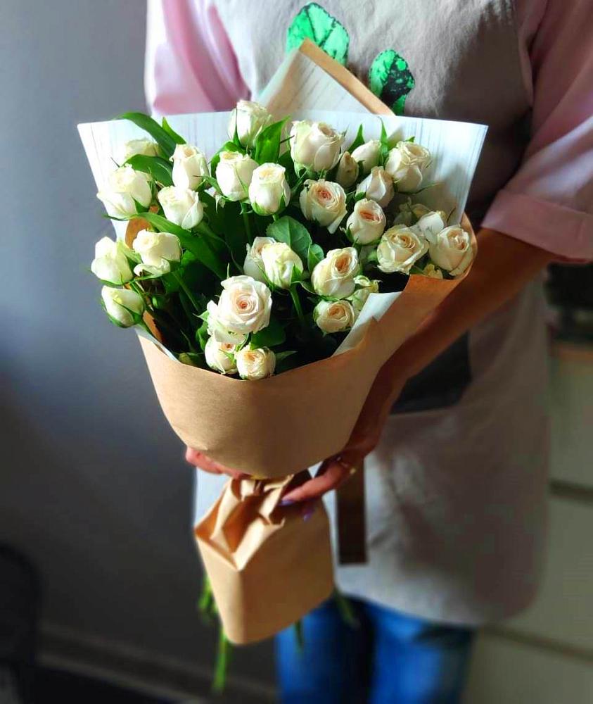 Букет цветов из: Розы в Сива