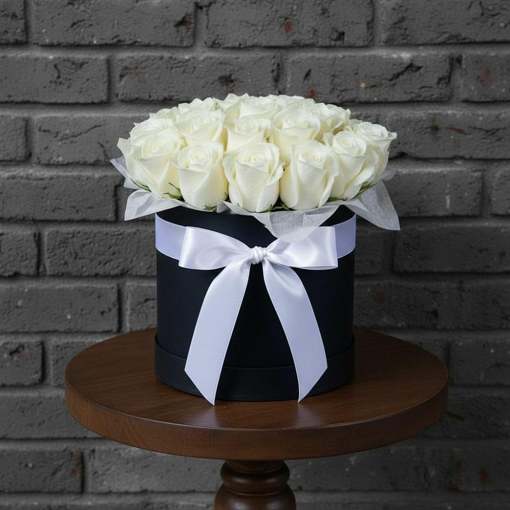 Цветочная композиция из Розы в шляпной коробке в Сива